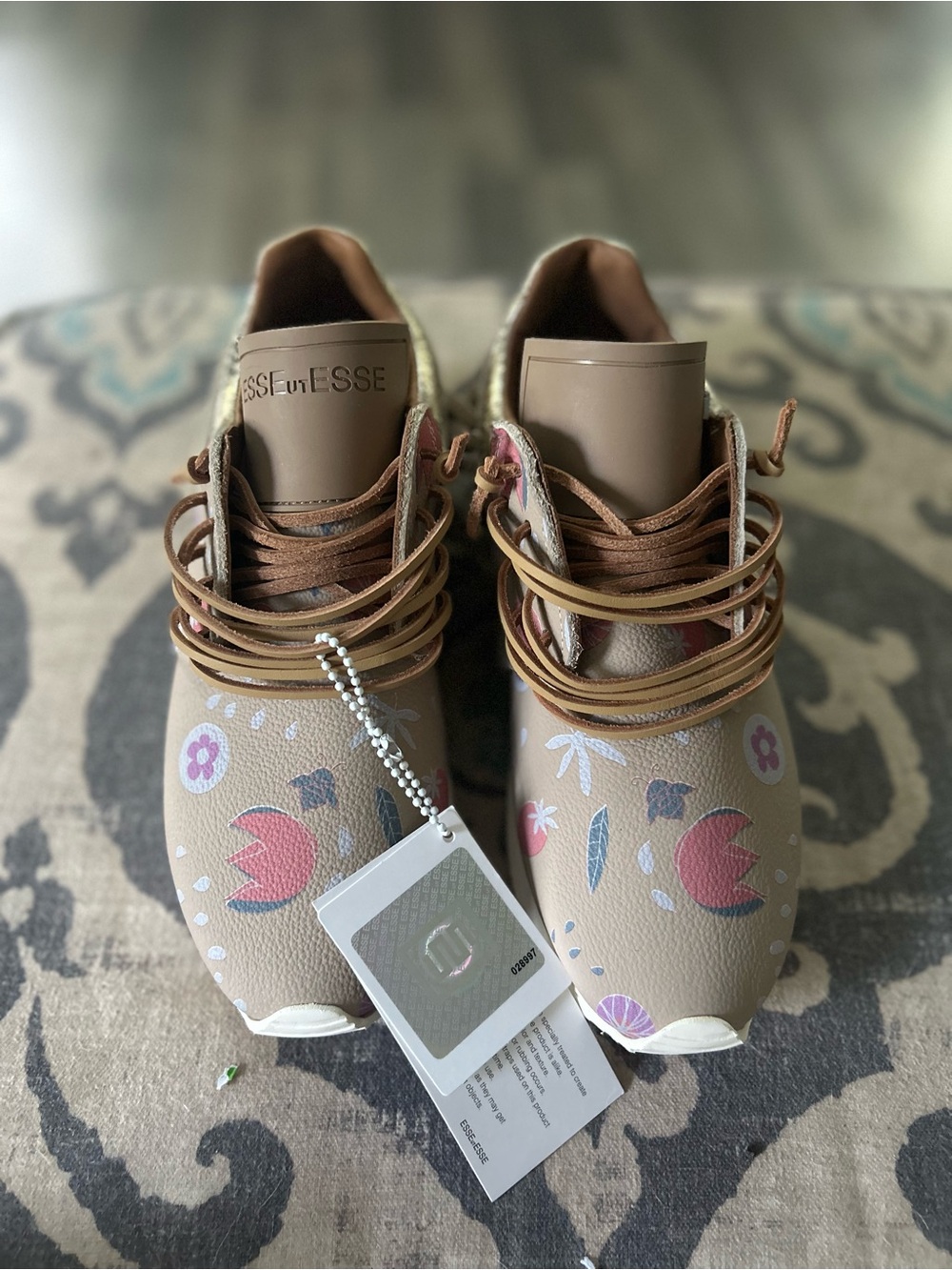 ESSEutESSE taupe floral printed leather sneakers. Size 38